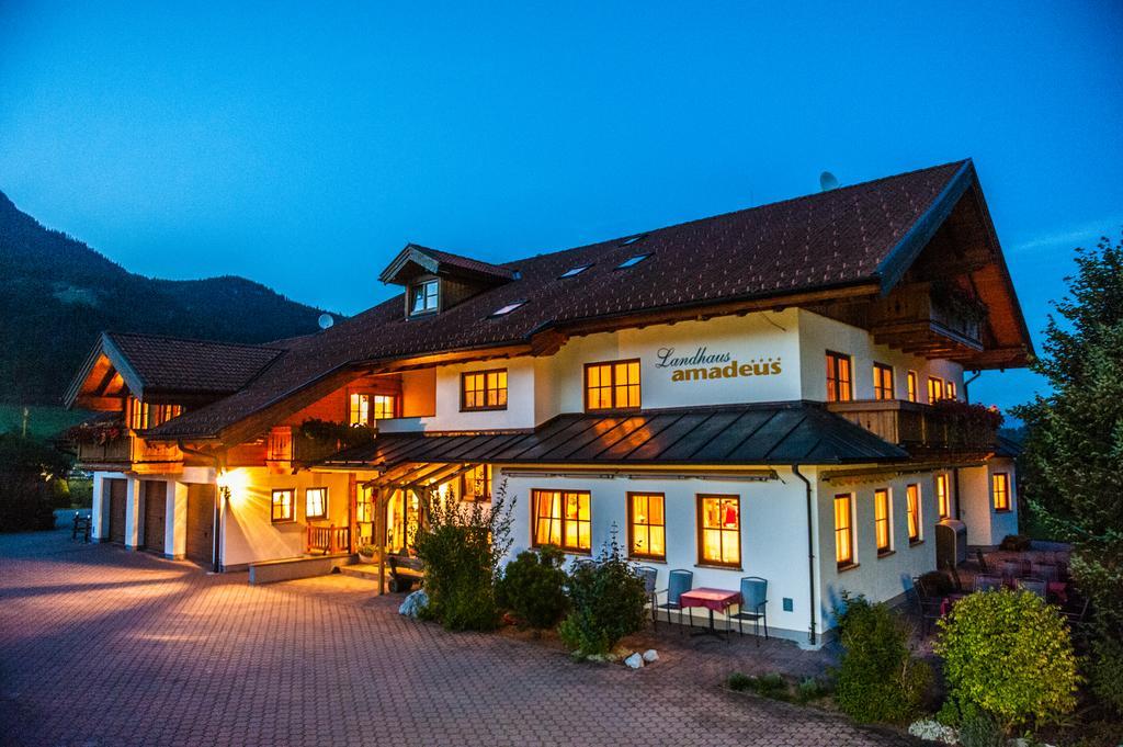 Resort Amadeus-Landhaus Amadeus Гребмінг Екстер'єр фото